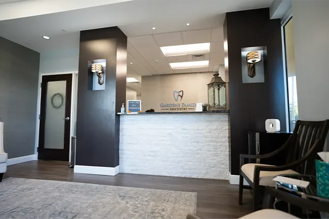 Meets Aesthetics Right Image